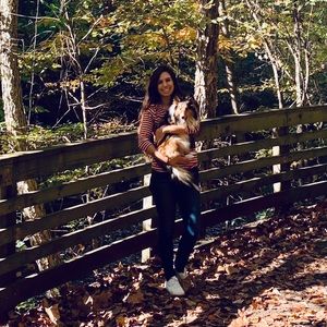 Meet your Posher, Arielle